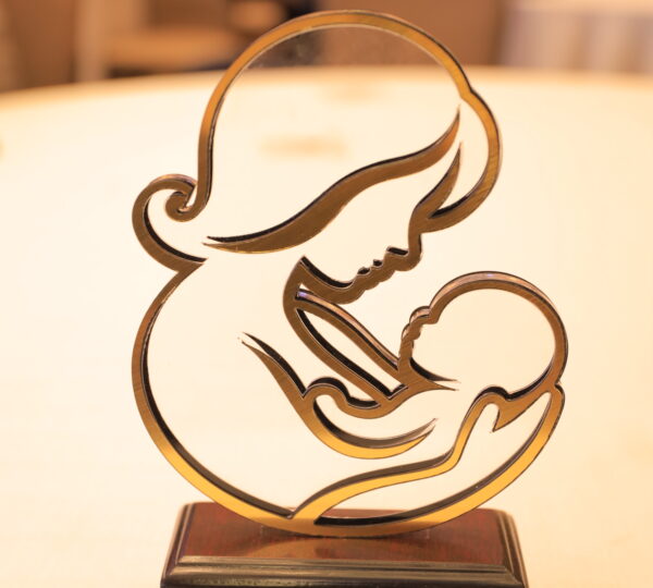 URSB Recognised for Outstanding Contribution to Safe Motherhood